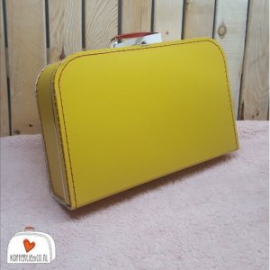 Koffertje geel 25 cm